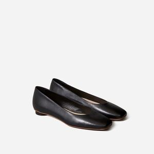 Everlane 90s flat, size 9